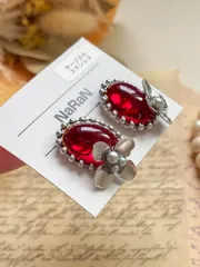 203.180≫赤×シルバーフラワーのピアス
