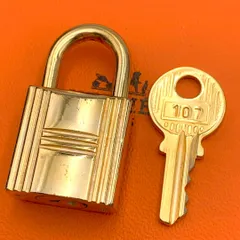 2025年最新】エルメス南京錠カデナの人気アイテム - メルカリ