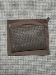 ボッテガ・ヴェネタ イントレチャート クラッチバッグ