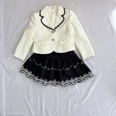 美品 arisana アリサナ 女の子 子供用 スーツ 115㎝ ホワイト ブラック リボン レース 刺繍 ハート かわいい おしゃれ 発表会 結婚式 セレモニー フォーマル 入園式 卒園式 入学式