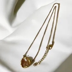 ネックレス　天然石風　ゴールドカラーチェーン　アクセサリー ペンダント
