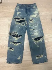 2025年最新】BALENCIAGA デニム・ジーンズの人気アイテム - メルカリ