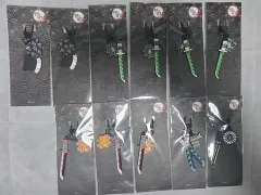 鬼滅の刃 日輪刀キーホルダー 出品