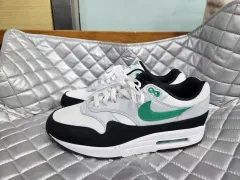 ナイキ エアマックス 1 白 緑 ブラック 270