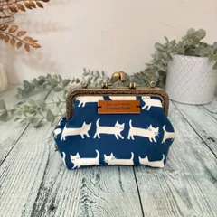 ハンドメイド　ねこ柄　ガマ口ポーチ　メイクポーチ　ガマ口　シガレットケース　カードケース　ねこちゃん　プレゼント　クリスマス
