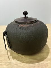 金属製 茶釜 霰模様 茶道 華道 環付き 風炉 - メルカリ