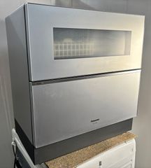 Item thumbnail for item 66843730-5015-43a9-90e4-04aeb70db68e