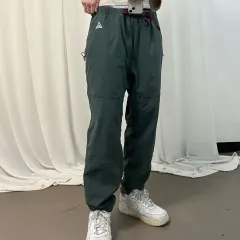 ナイキACG ハイク パンツ ヴィンテージ グリーン