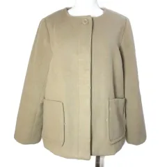 アースミュージック&エコロジー EARTH MUSIC & ECOLOGY プレミアムレーベル ショートコート ノーカラー 比翼仕立て M ベージュ ■YHS4 X