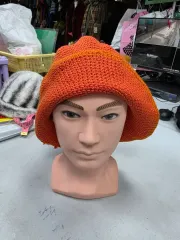 オレンジ色 編み バケットハット 帽子