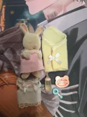 シルバニアファミリー チョコレートうさぎ 赤ちゃん ぬいぐるみ + 小物 まとめ