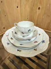 Item thumbnail for item 97cb10df-9940-4bf7-8418-4aa8f8af1ef7