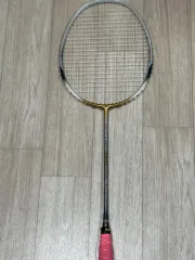 廃盤希少⭐️美品⭐️YONEX ナノスピード8000 3UG5 ゴールド ヨネックス ナノスピード8000 バドミントンラケット YONEX