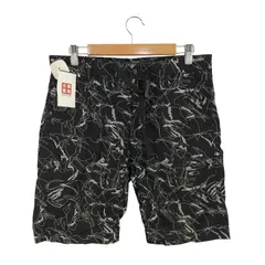 ホワイトマウンテニアリング WHITE MOUNTAINEERING FACTOR PATTERN PRINTED BROAD EASY SHORT PANTS メンズ JPN：1 のサムネイル