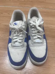 ナイキ エアフォース1 白 青 スニーカー