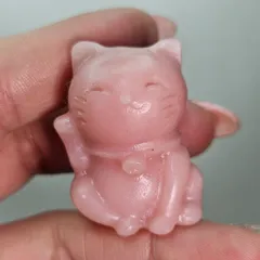 ピンクオパール✨招き猫✨カービング✨