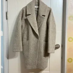 ライトグレー コート