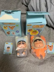 クレヨンしんちゃん ホリデーパーティー キーホルダー まとめ売り) 2万