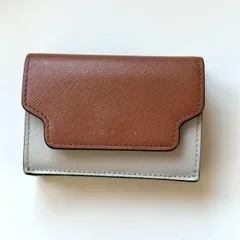 マルニ　MARNI 三つ折り財布　コンパクトウォレット　ピンクベージュ×ホワイト×グリーン