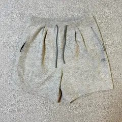 16万円 NIKE テックパック ハーフパンツ M