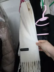 ベージュ色マフラー 1回着用