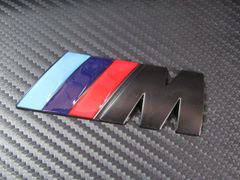 ● BMW M SPORT TYPE MAD BLACK メタル製 ラウンドタイプ エンブレム 新品未使用品!