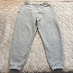 S NIKE ソロ スウッシュ フリース パンツ ダークグレー