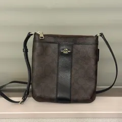 COACH(コーチ) クロスボディバッグ ショルダーバッグシグネチャー