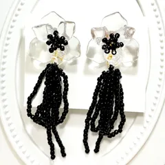 ハンドメイドピアス【No.2】