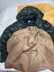 正規品 BURBERRY ロゴ ダウンジャケット アウター ジャケット
