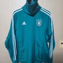 2025年最新】adidas ウェアの人気アイテム - メルカリ