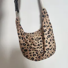 2025年最新】minitmute レオパードの人気アイテム - メルカリ