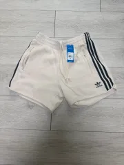 アディダス ONE WONDER WHITE ワッフル ショーツ ハーフパンツ HA9310 KR Mサイズ