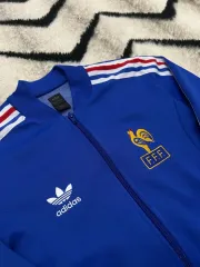 2026年最新】adidas フランス製の人気アイテム - メルカリ