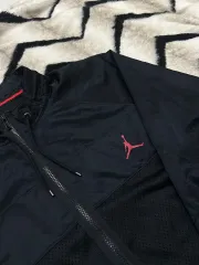 L NIKEジョーダン SWING メッシュ オーバーサイズ ウィンドブレーカー/ブラック