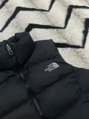 XS THE NORTH FACE ザノースフェイス ヌプシ700 ダウンベスト/ブラック