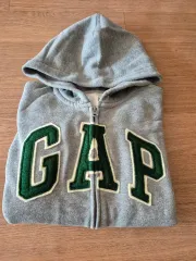 GAP キッズ フードジップアップ XLサイズ (レディース55可能)