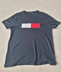 トミーヒルフィガー Tシャツ