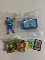 クレヨンしんちゃん クレヨンしんちゃん ミニチュア キーホルダー 米粒 フィギュア キーホルダー ガチャ