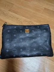 MCM 正規品 ブラック ヴィセトス クラッチバッグ