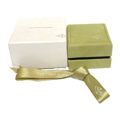 Van Cleef & Arpels】ネックレスケース 箱のみ - メルカリ