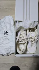 アディダス BAD BUNNY カンペール キャンパス スニーカー 出品