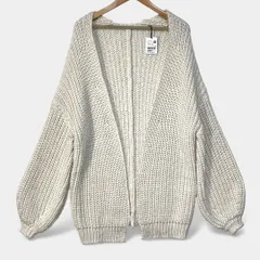 サロンアダムエロペ　ホワイト　ローゲージ袖ボリュームニットカーディガン