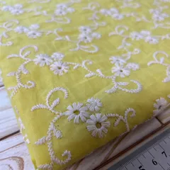 縦100cm×横95cm 刺繍生地