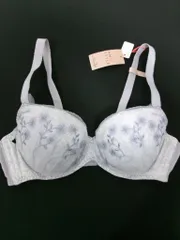 【新品】AMO'S STYLE by Trinmph　アモスタイルバイトリンプ　【Ｃ80】　ブラジャー　薄紫系　送料込み　976759