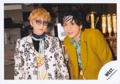 【中古】生写真(STARTO) WEST./神山智洋・藤井流星/横型・上半身/シングル「ウェッサイソウル! / BIG LOVE SONG」MV＆ジャケ写オフショット/公式生写真