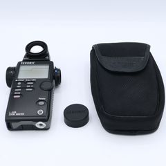 Item thumbnail for item 298dd14e-5af5-426f-8930-b09e0ba8e2dc