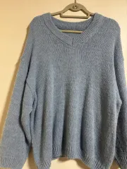 スカイブルー Vネック ニット セーター