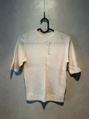UNIQLO ユニクロ U 半袖ニット