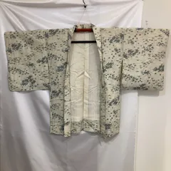 羽織　: 　白系　四季草花文風　和装　和服　日本　シミあり　リメイク素材　1222SB